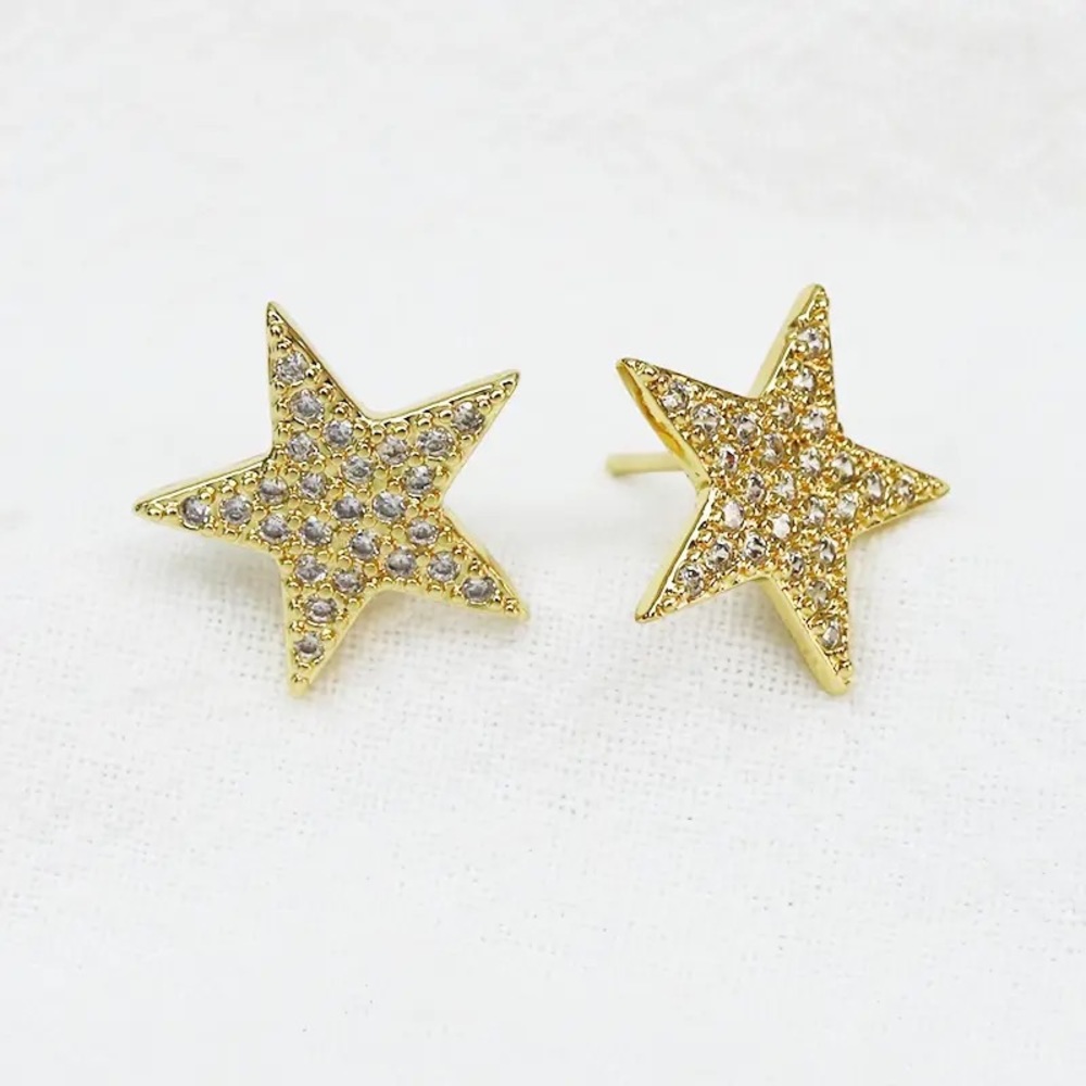 New 18k gold plated star earrings.